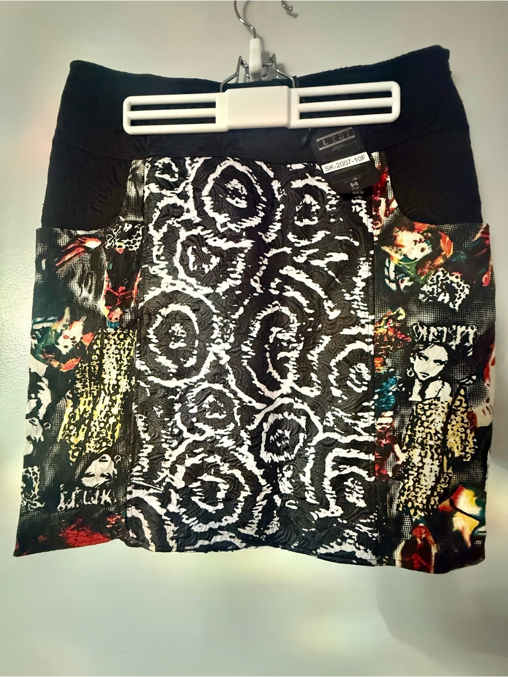 Coco & Tashi Mixed Media Graphic Print Mini Skirt - Size 12
